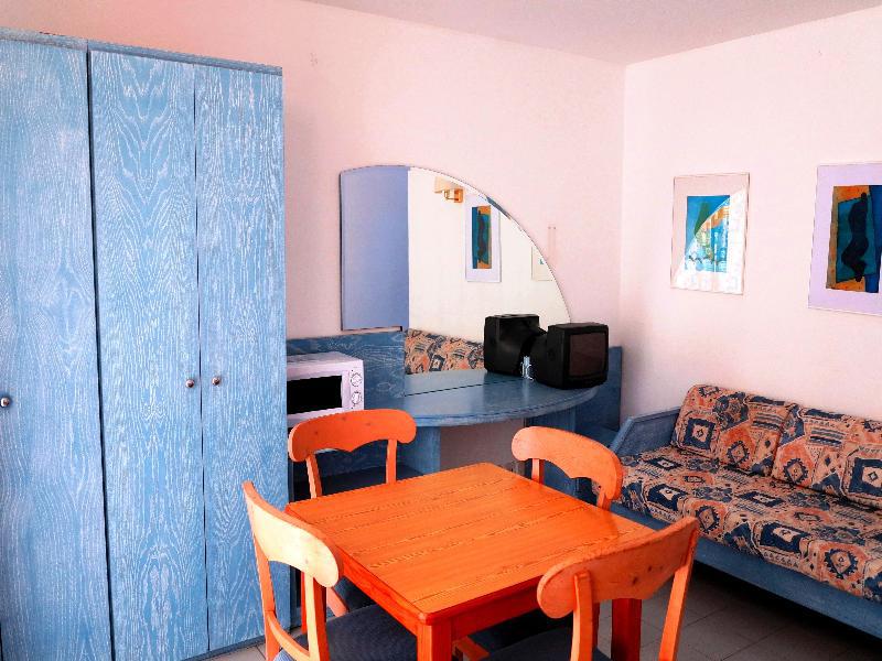 Club Hotel 3*