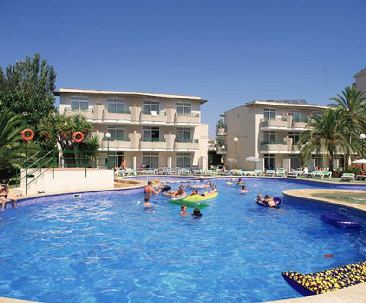 Club Hotel 3*